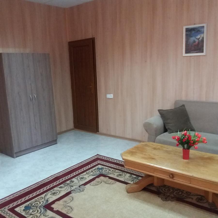 Hostel Anna Borjomi ภายนอก รูปภาพ