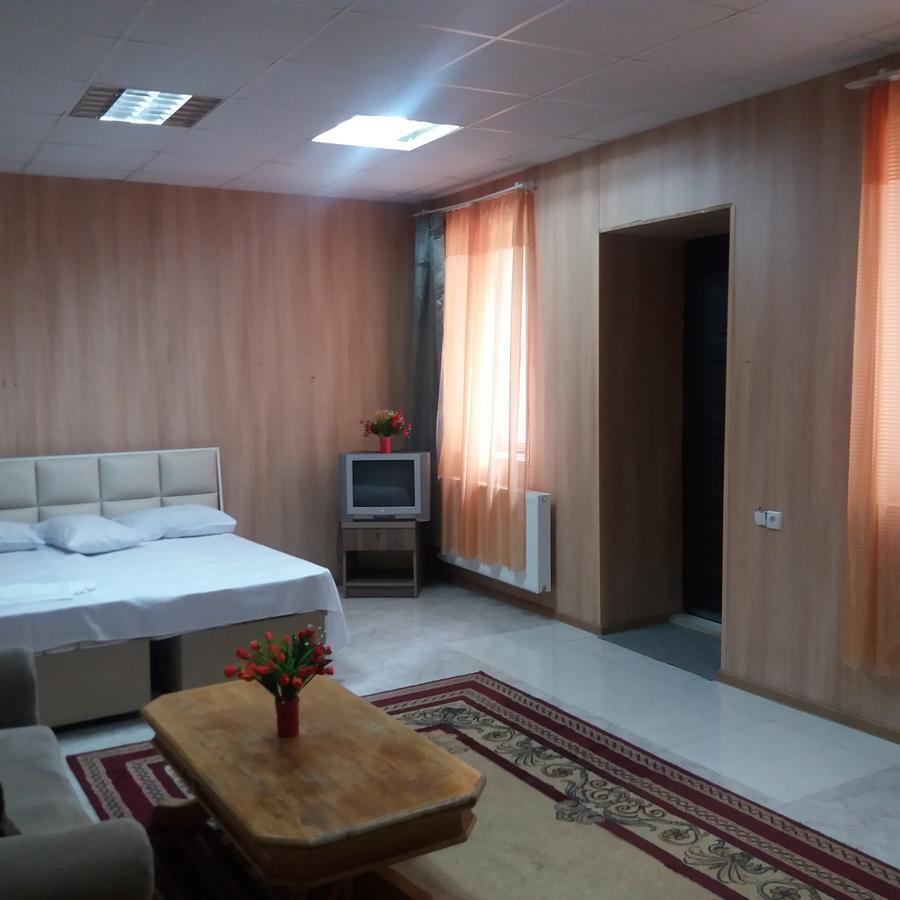 Hostel Anna Borjomi ภายนอก รูปภาพ